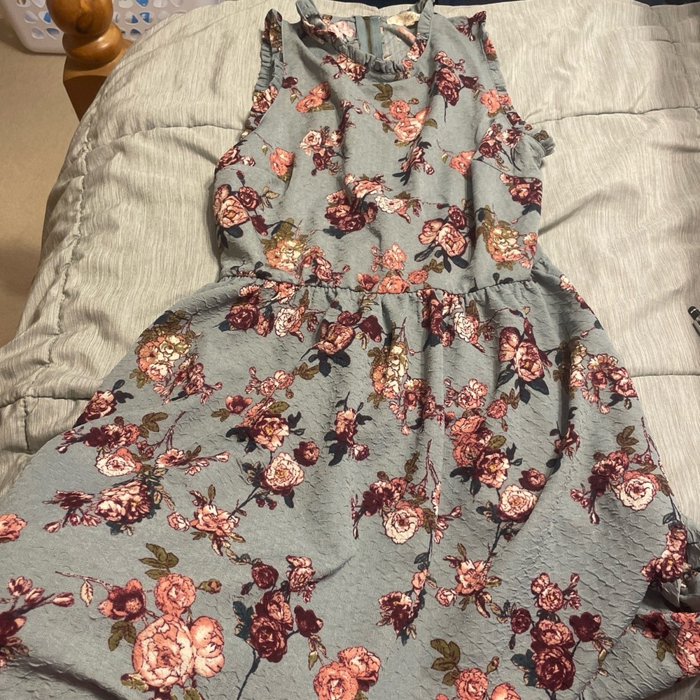 rewind dress size l